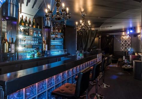 club libertin chic paris|Meilleurs clubs libertins à Paris : avis, infos, tarifs et alternatives